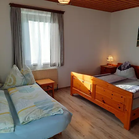 Unterkotgraben Familie Schmeißl Bauernhof *